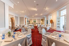 Beau Rivage Hotel