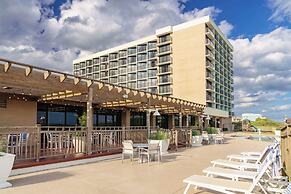 DoubleTree by Hilton Atlantic Beach Oceanfront