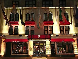 Fitzpatrick Manhattan Hotel