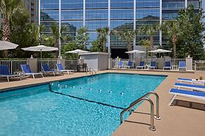 Holiday Inn Express & Suites Charleston Dwtn - Westedge by IHG
