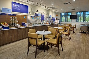 Holiday Inn Express & Suites Charleston Dwtn - Westedge by IHG