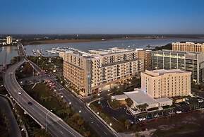 Holiday Inn Express & Suites Charleston Dwtn - Westedge by IHG