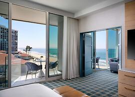 Hotel del Coronado, Curio Collection by Hilton