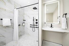 The Manhattan at Times Square