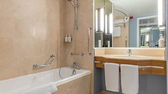 Holiday Inn Nice-Port St Laurent by IHG