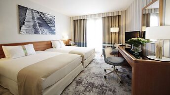 Holiday Inn Nice-Port St Laurent by IHG