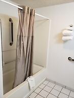 Motel 6 Milwaukee, WI - Glendale