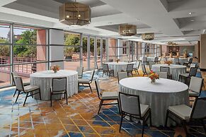 Downright Austin, A Renaissance Hotel