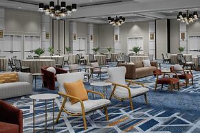 Downright Austin, A Renaissance Hotel