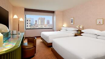 Downright Austin, A Renaissance Hotel