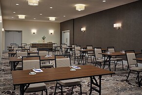 Delta Hotels by Marriott Chicago Willowbrook