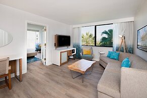 Renaissance Newport Beach Hotel