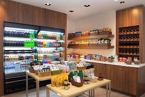 Renaissance Newport Beach Hotel