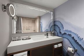 Renaissance Newport Beach Hotel