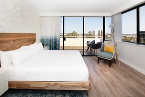 Renaissance Newport Beach Hotel