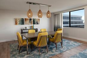 Renaissance Newport Beach Hotel