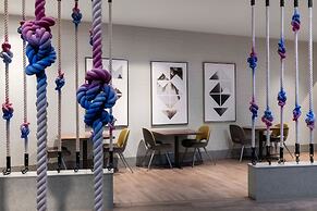 Renaissance Newport Beach Hotel