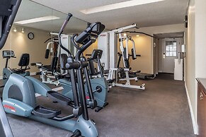 Atrium Hotel Vancouver