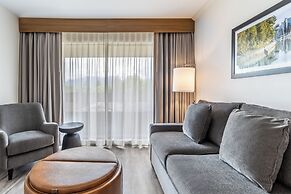 Atrium Hotel Vancouver