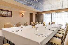 Atrium Hotel Vancouver