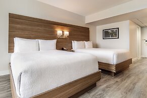 Atrium Hotel Vancouver