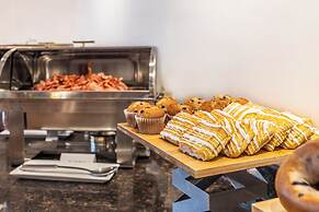 Atrium Hotel Vancouver