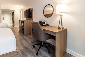 Atrium Hotel Vancouver