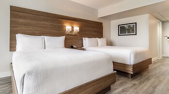 Atrium Hotel Vancouver