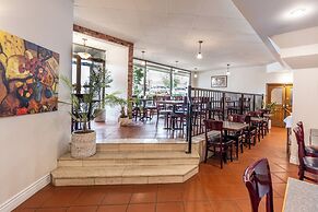 Atrium Hotel Vancouver