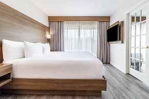 Atrium Hotel Vancouver