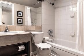 Atrium Hotel Vancouver