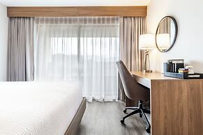 Atrium Hotel Vancouver