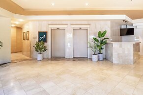 Atrium Hotel Vancouver