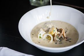 Delamar Traverse City