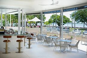 DoubleTree by Hilton Hotel Cairns