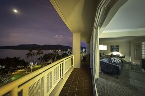 DoubleTree by Hilton Hotel Cairns