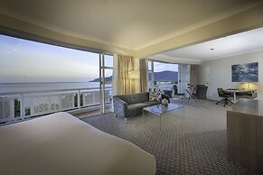 DoubleTree by Hilton Hotel Cairns