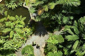 DoubleTree by Hilton Hotel Cairns