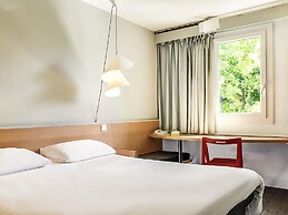 ibis Salon de Provence Sud