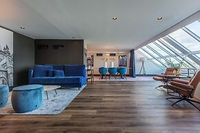 Radisson Blu Royal Garden Hotel