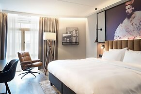 Radisson Blu Royal Garden Hotel