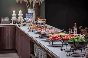 Radisson Blu Royal Garden Hotel