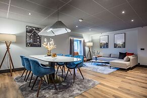 Radisson Blu Royal Garden Hotel