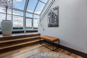 Radisson Blu Royal Garden Hotel