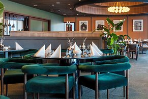 Radisson Blu Royal Garden Hotel