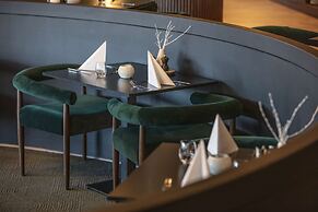 Radisson Blu Royal Garden Hotel