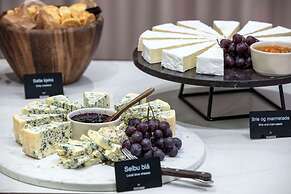 Radisson Blu Royal Garden Hotel