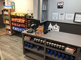 Enclave Hotel & Suites Orlando, a staySky Hotel & Resort