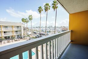 Dana Point Marina Inn