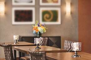 Hilton Knoxville Airport